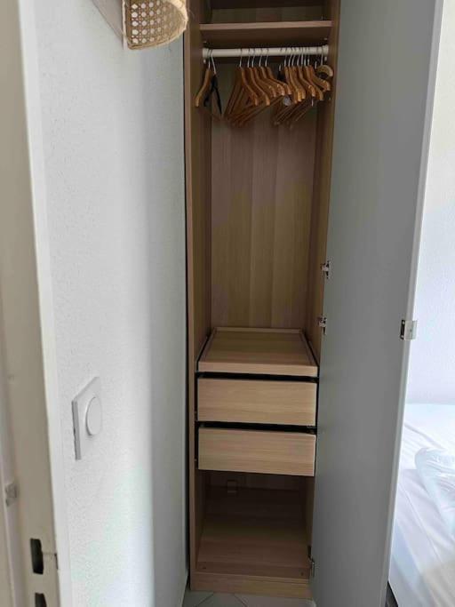 Appartement Face A La Mer Canet En Roussillon Exterior photo